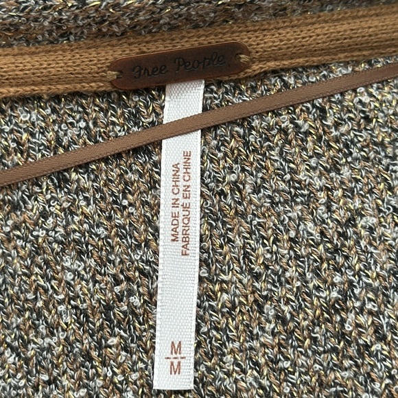 Free People ‘Going for Gold’ Wrap Sweater, size medium - Picture 8 of 10